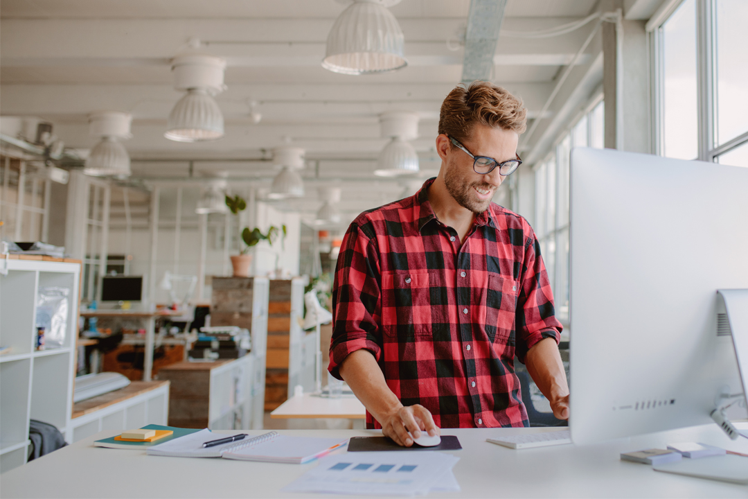 How to make a sit stand desk work